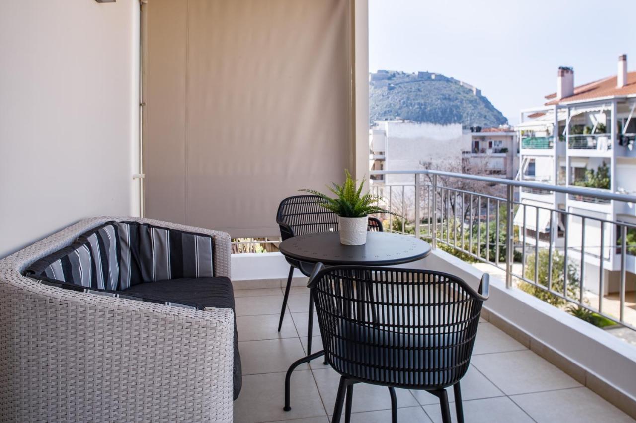 Living In Nafplio Urban Chic Apartments Eksteriør bilde